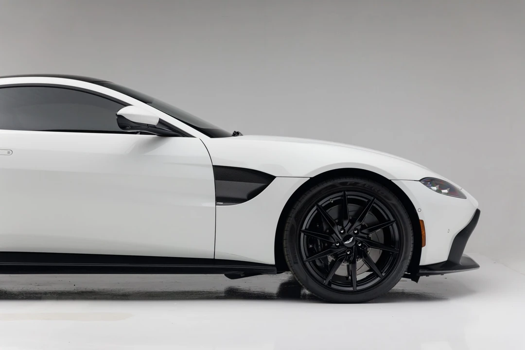 2020 Aston Martin V8 Vantage (2019+) - Image 12 of 31