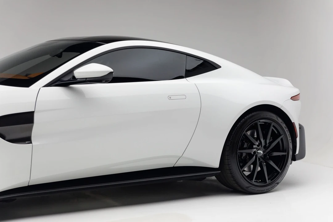 2020 Aston Martin V8 Vantage (2019+) - Image 18 of 31