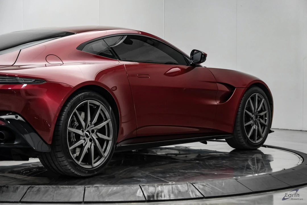 2020 Aston Martin V8 Vantage (2019+) - Image 23 of 31