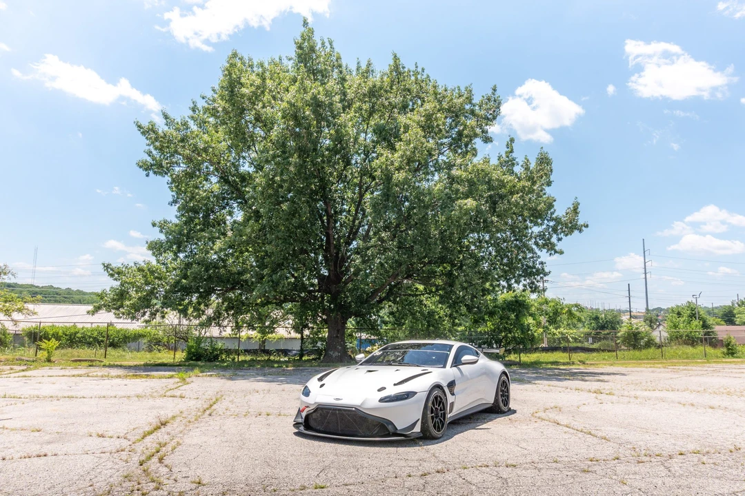 2020 Aston Martin V8 Vantage (2019+) - Image 6 of 31