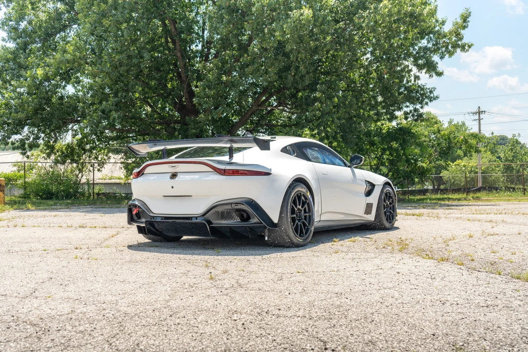 2020 Aston Martin V8 Vantage (2019+) - Image 21 of 31