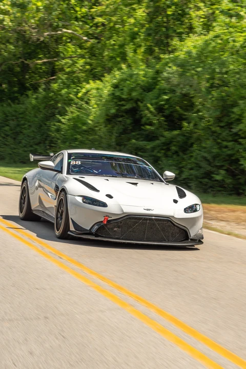 2020 Aston Martin V8 Vantage (2019+) - Image 27 of 31