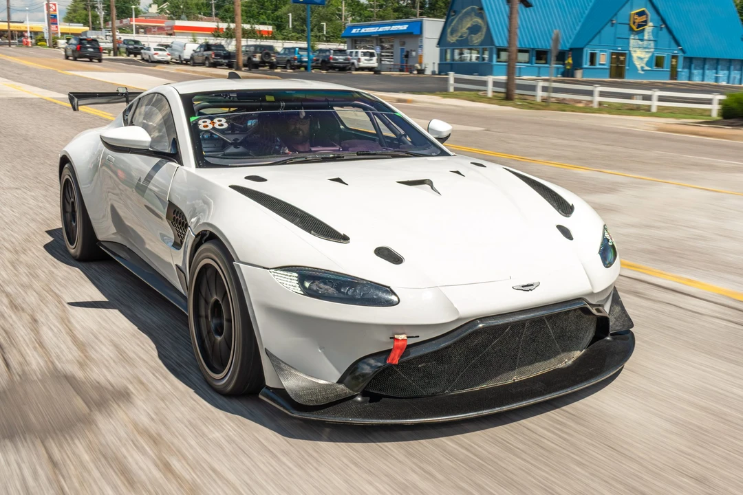 2020 Aston Martin V8 Vantage (2019+) - Image 30 of 31