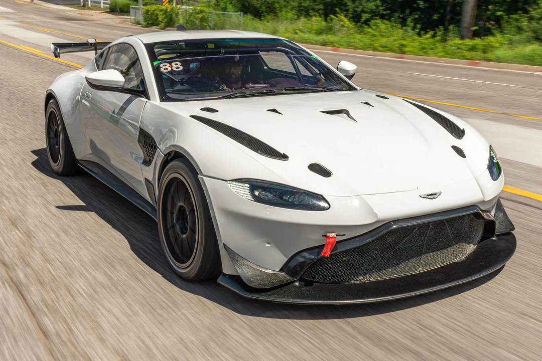 2020 Aston Martin V8 Vantage (2019+) - Image 29 of 31