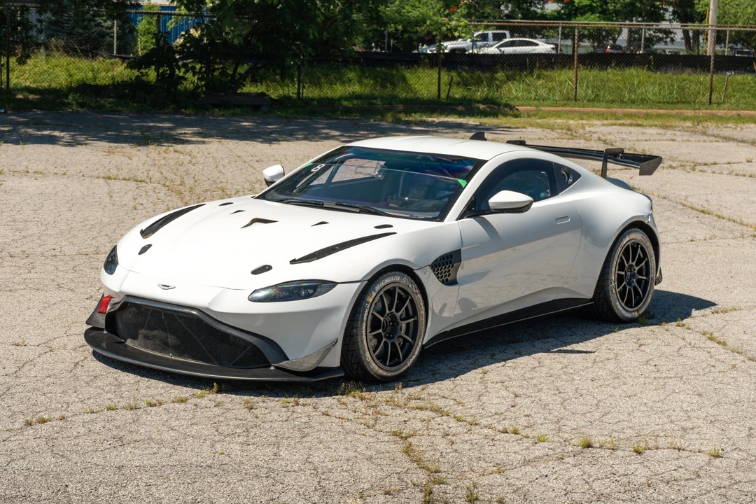2020 Aston Martin V8 Vantage (2019+) - Image 5 of 31
