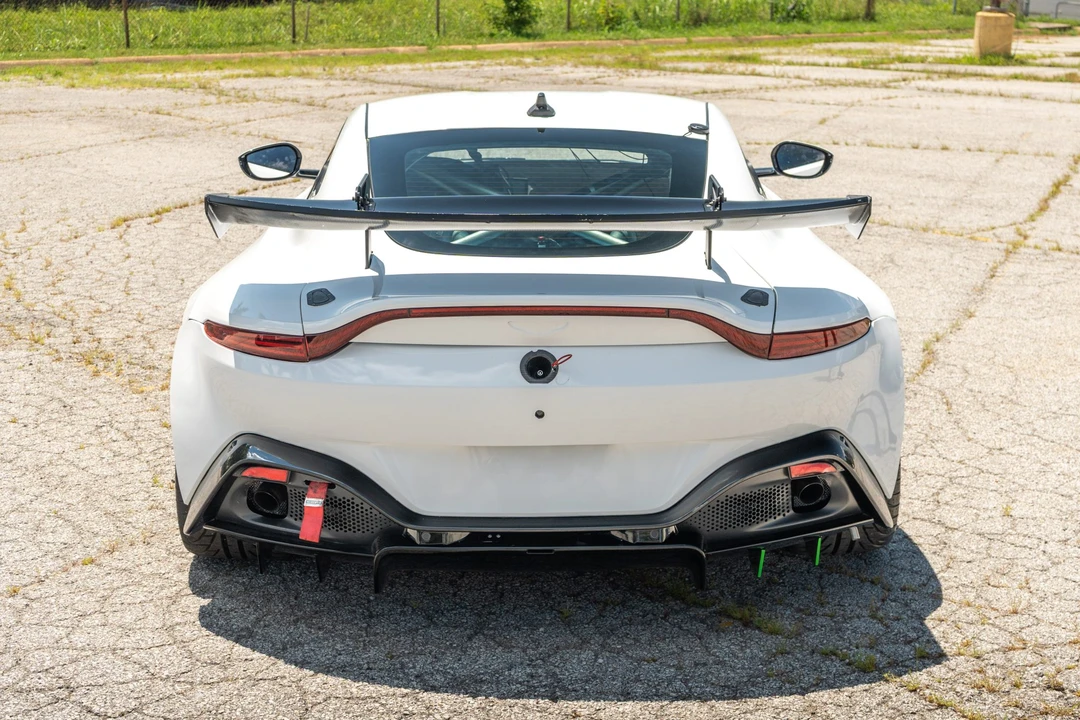 2020 Aston Martin V8 Vantage (2019+) - Image 12 of 31