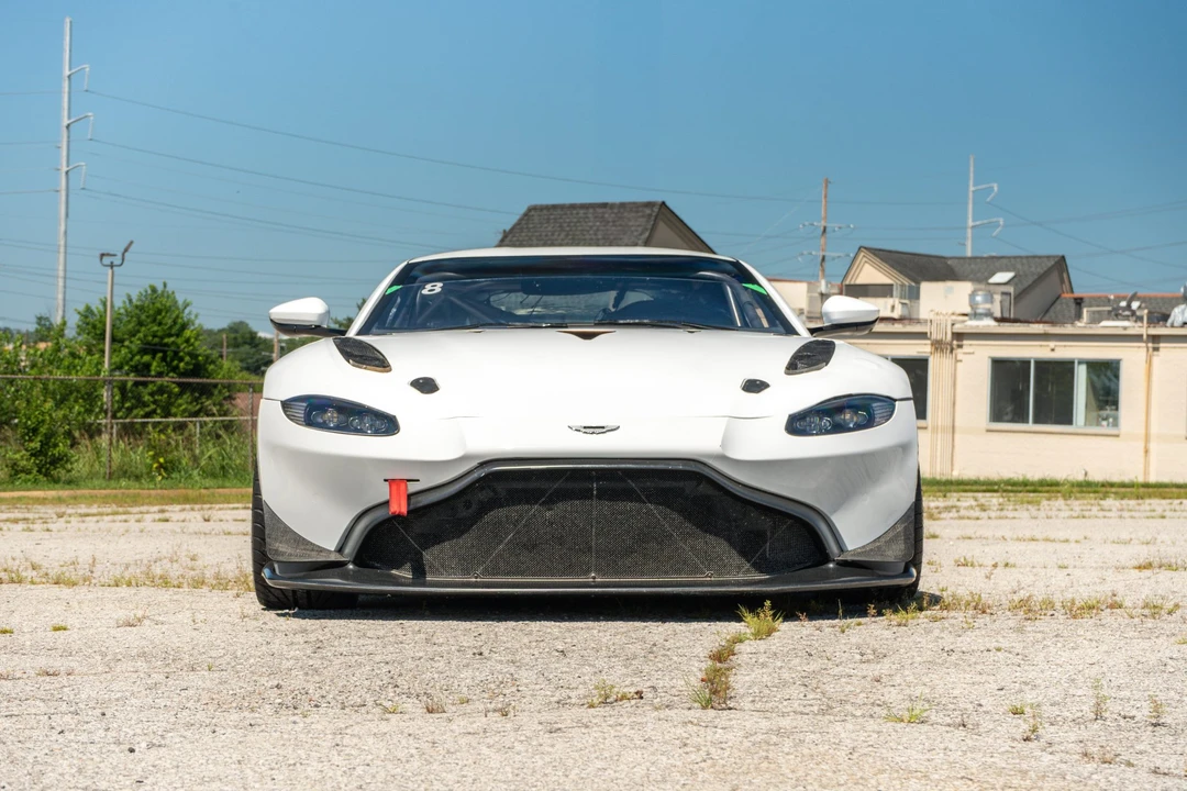 2020 Aston Martin V8 Vantage (2019+) - Image 26 of 31