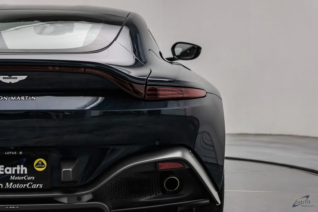 2020 Aston Martin V8 Vantage (2019+) - Image 14 of 31