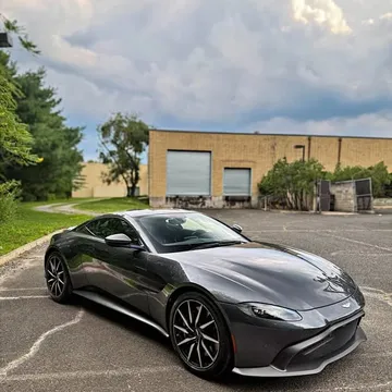2020 Aston Martin Vantage