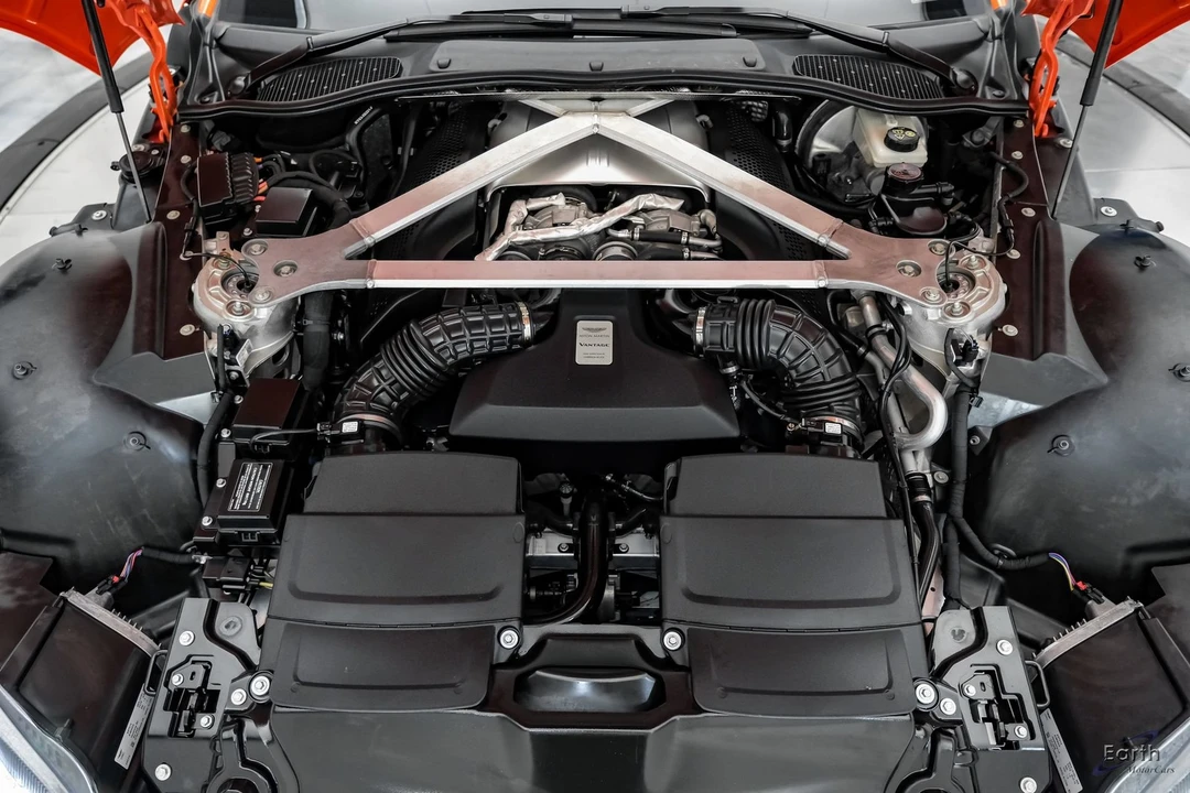 2020 Aston Martin V8 Vantage (2019+) - Image 4 of 31