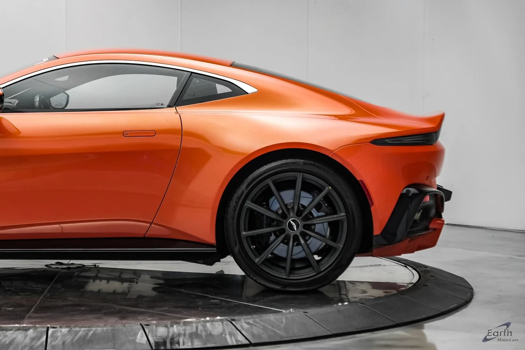 2020 Aston Martin V8 Vantage (2019+) - Image 11 of 31