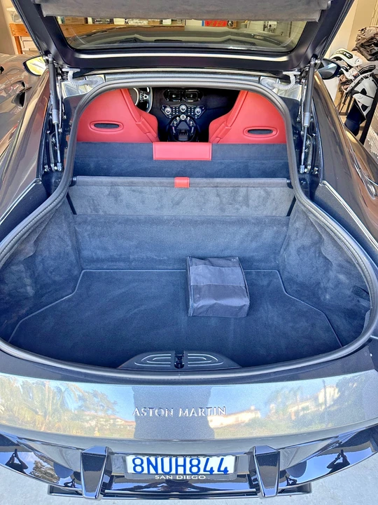 2020 Aston Martin V8 Vantage (2019+) - Image 14 of 21