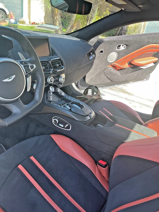 2020 Aston Martin V8 Vantage (2019+) - Image 10 of 21