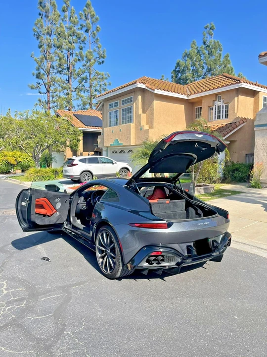 2020 Aston Martin V8 Vantage (2019+) - Image 2 of 21