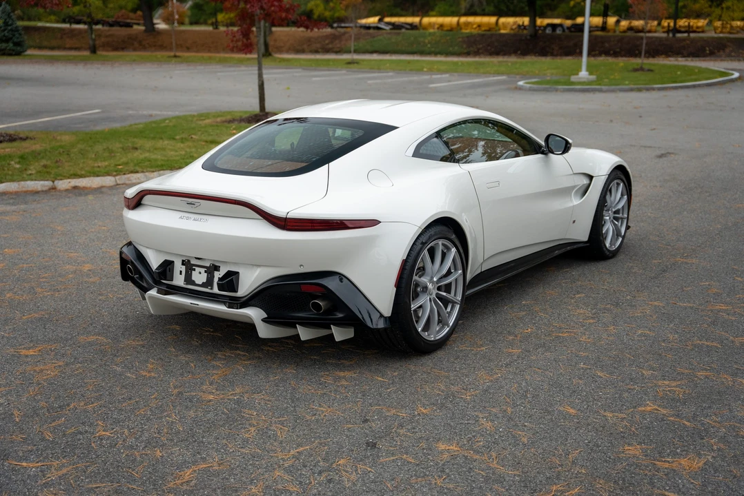 2020 Aston Martin V8 Vantage (2019+) - Image 22 of 31