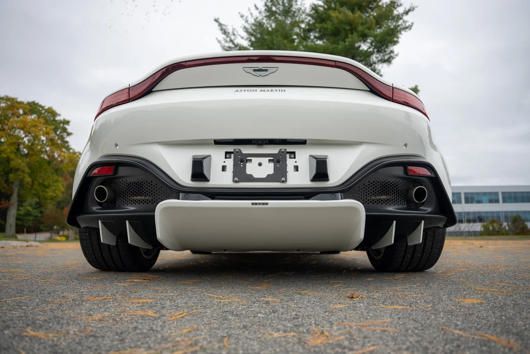 2020 Aston Martin V8 Vantage (2019+) - Image 26 of 31