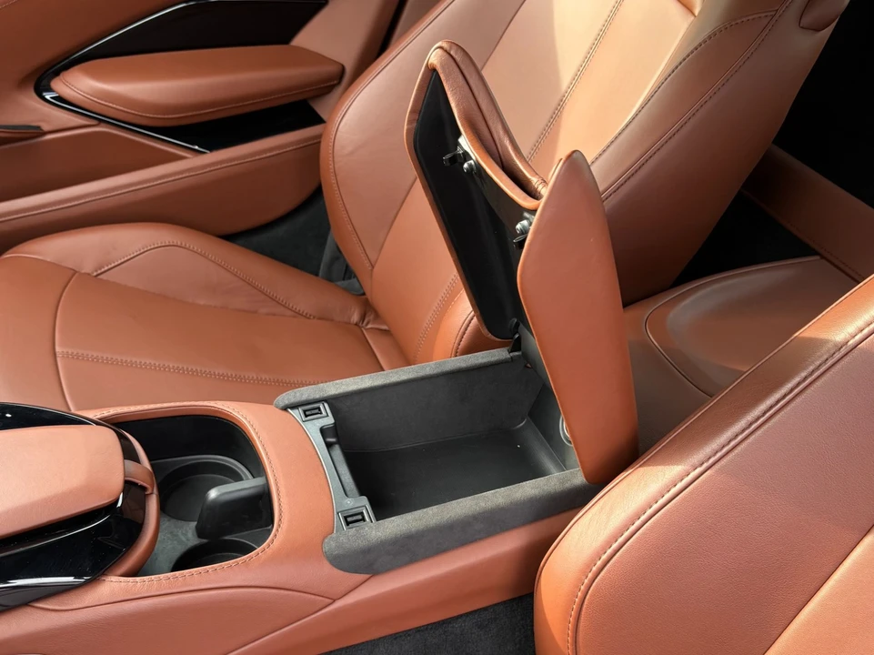 2020 Aston Martin V8 Vantage (2019+) - Image 14 of 31