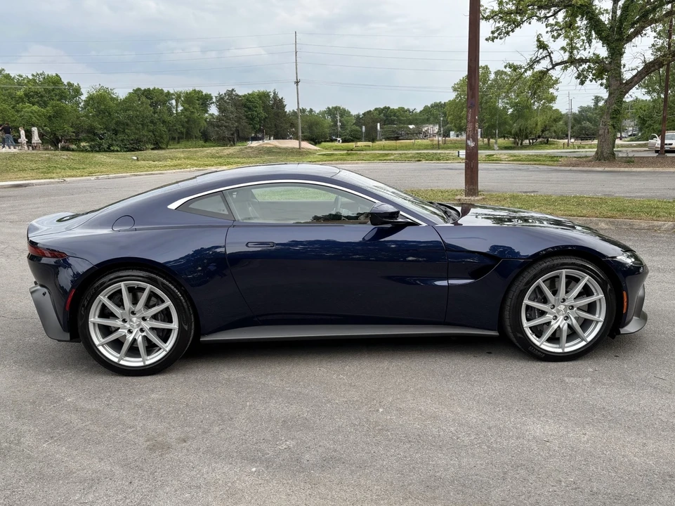 2020 Aston Martin V8 Vantage (2019+) - Image 8 of 31