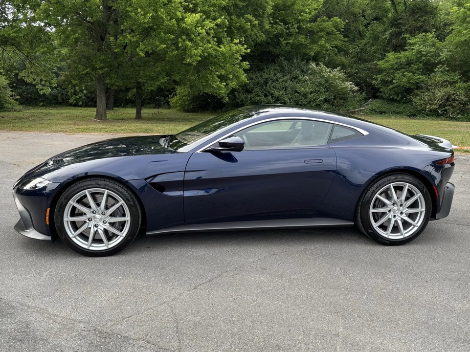 2020 Aston Martin V8 Vantage (2019+) - Image 7 of 31