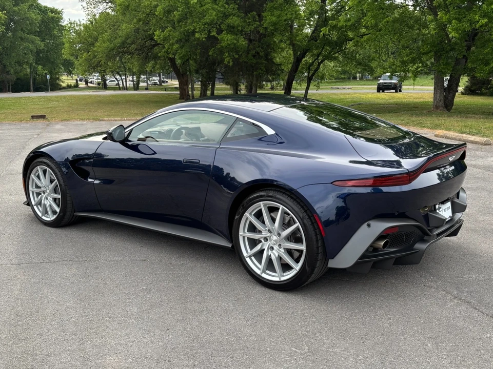 2020 Aston Martin V8 Vantage (2019+) - Image 4 of 31