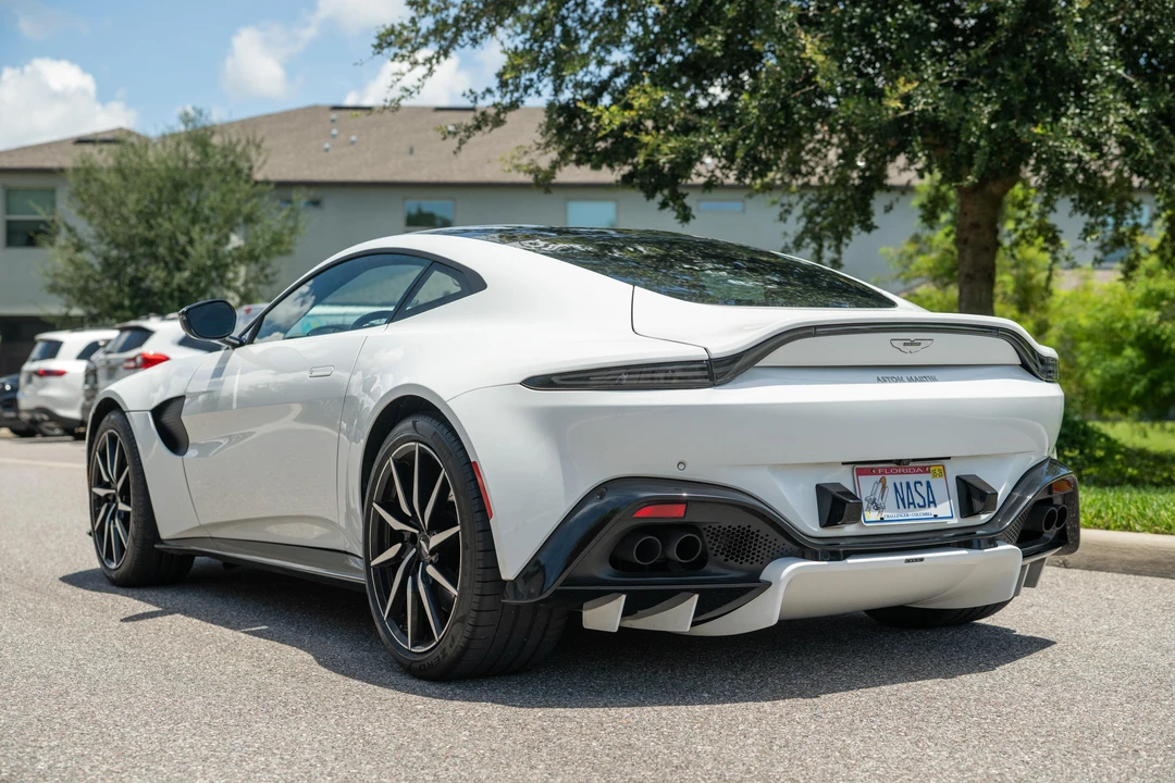 2020 Aston Martin V8 Vantage (2019+) - Image 7 of 31