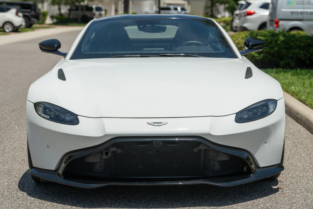 2020 Aston Martin V8 Vantage (2019+) - Image 2 of 31