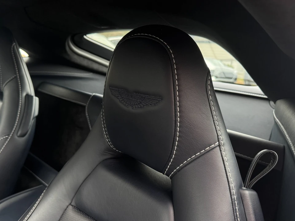 2020 Aston Martin V8 Vantage (2019+) - Image 13 of 21