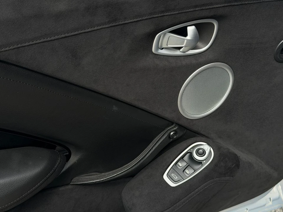 2020 Aston Martin V8 Vantage (2019+) - Image 28 of 31