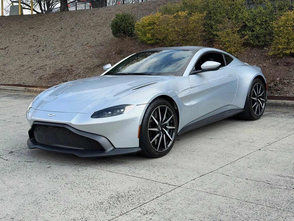 2020 Aston Martin V8 Vantage (2019+) - Image 2 of 21