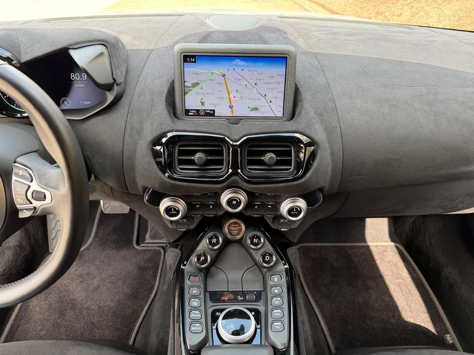 2020 Aston Martin V8 Vantage (2019+) - Image 11 of 21