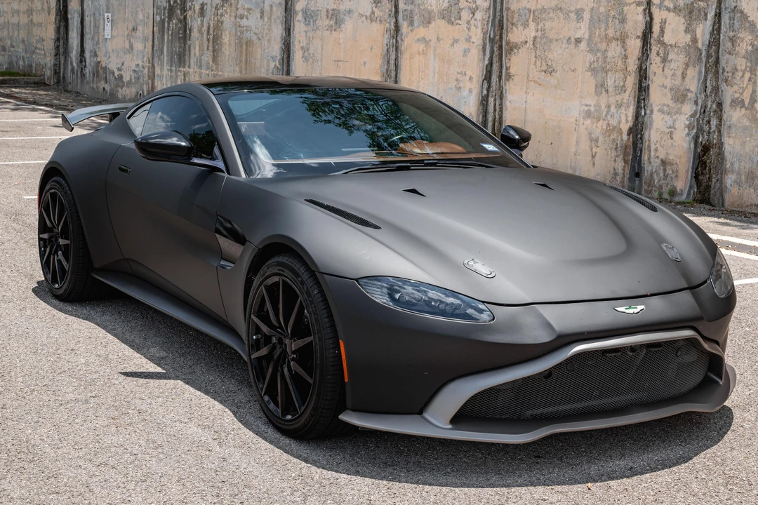 2020 Aston Martin V8 Vantage (2019+) - Image 10 of 31
