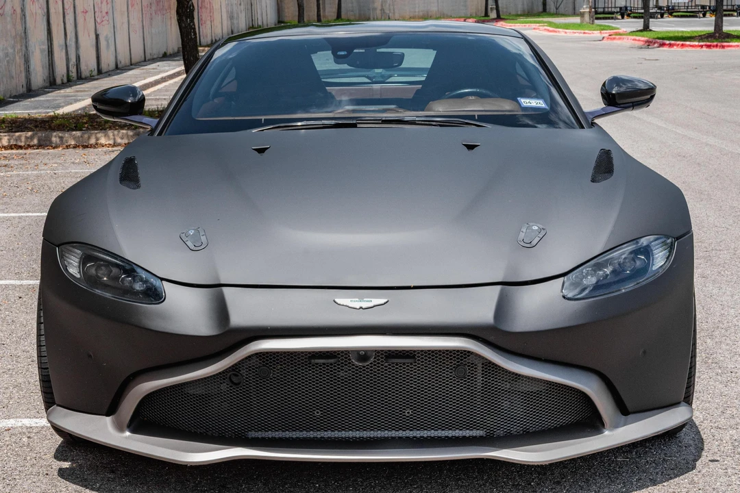 2020 Aston Martin V8 Vantage (2019+) - Image 2 of 31