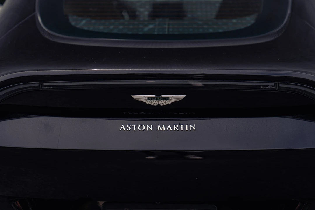 2020 Aston Martin V8 Vantage (2019+) - Image 23 of 31