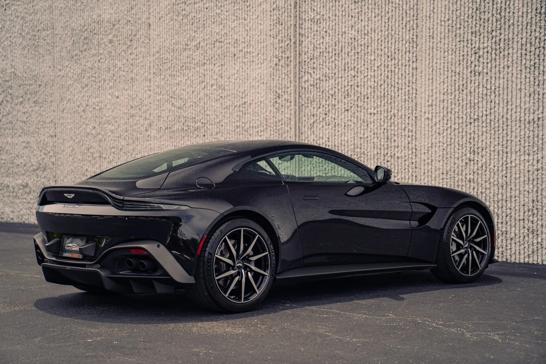 2020 Aston Martin V8 Vantage (2019+) - Image 8 of 31