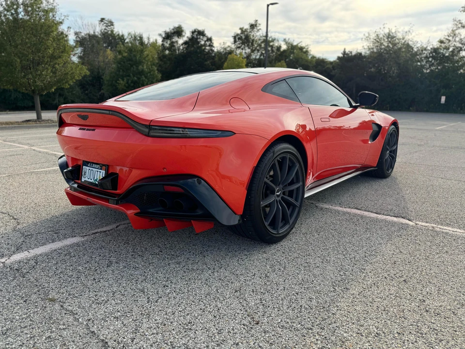 2020 Aston Martin V8 Vantage (2019+) - Image 13 of 31
