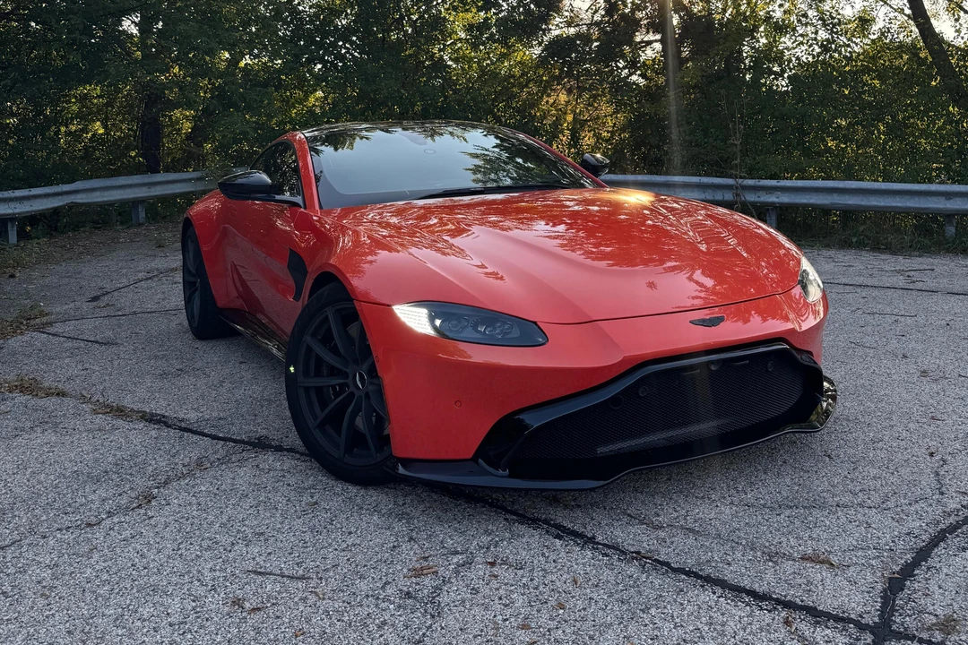 2020 Aston Martin V8 Vantage (2019+) - Image 16 of 31