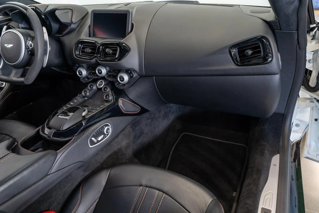 2020 Aston Martin V8 Vantage (2019+) - Image 5 of 21