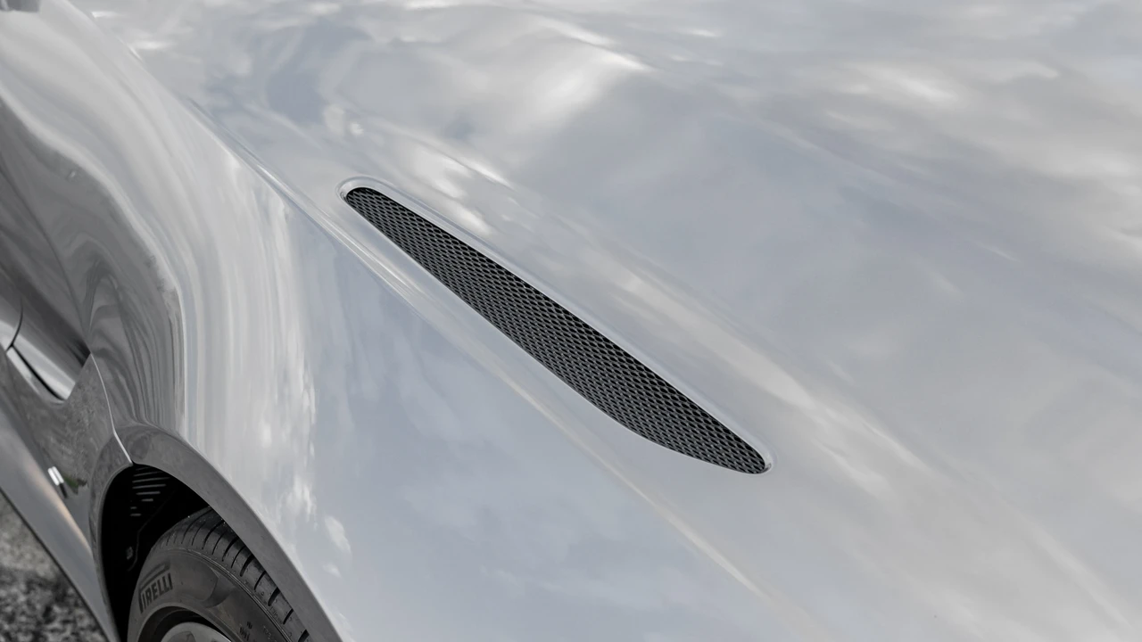 2020 Aston Martin V8 Vantage (2019+) - Image 24 of 31