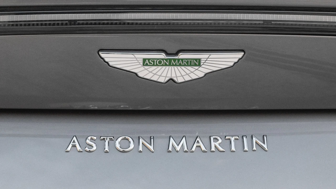 2020 Aston Martin V8 Vantage (2019+) - Image 27 of 31