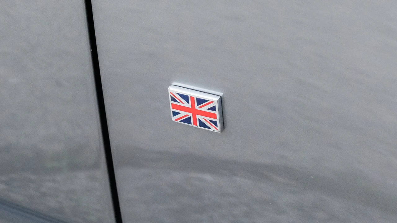 2020 Aston Martin V8 Vantage (2019+) - Image 29 of 31