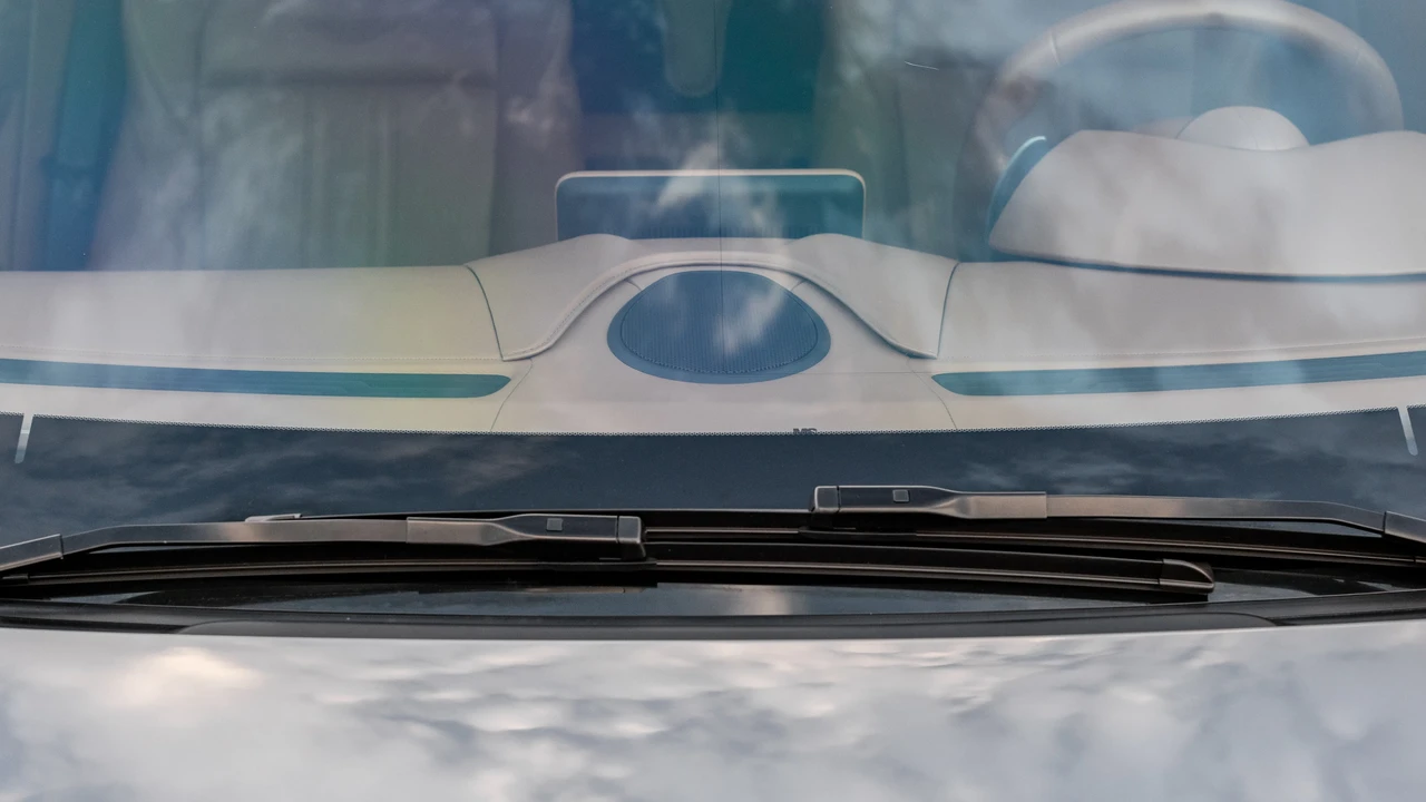 2020 Aston Martin V8 Vantage (2019+) - Image 23 of 31