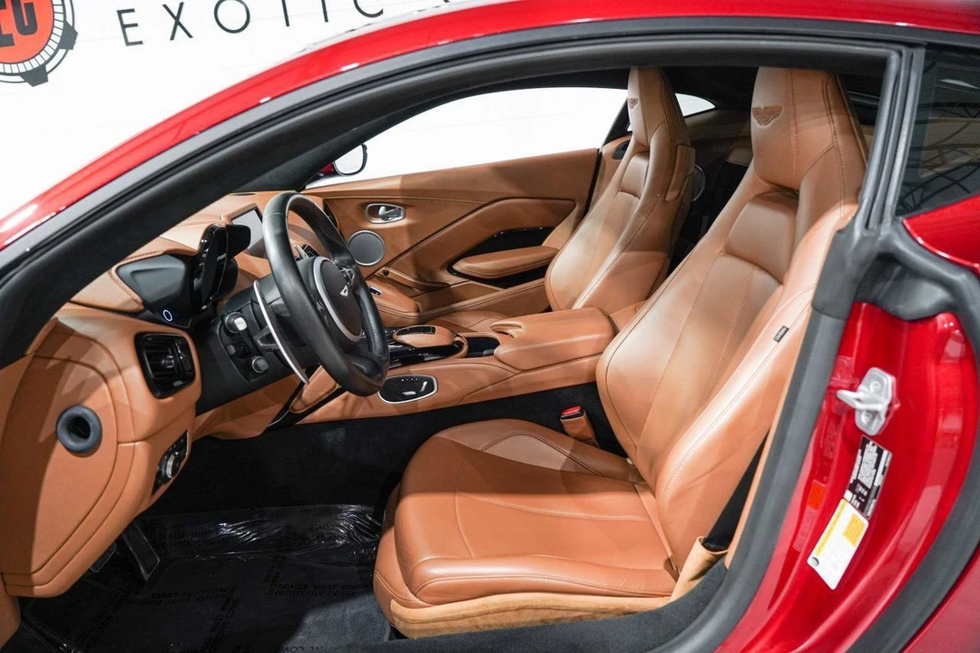 2020 Aston Martin V8 Vantage (2019+) - Image 8 of 31