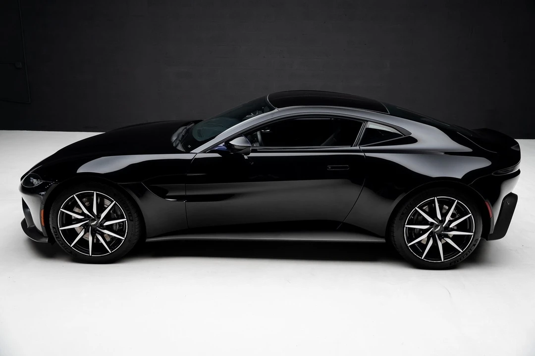 2020 Aston Martin V8 Vantage (2019+) - Image 15 of 21