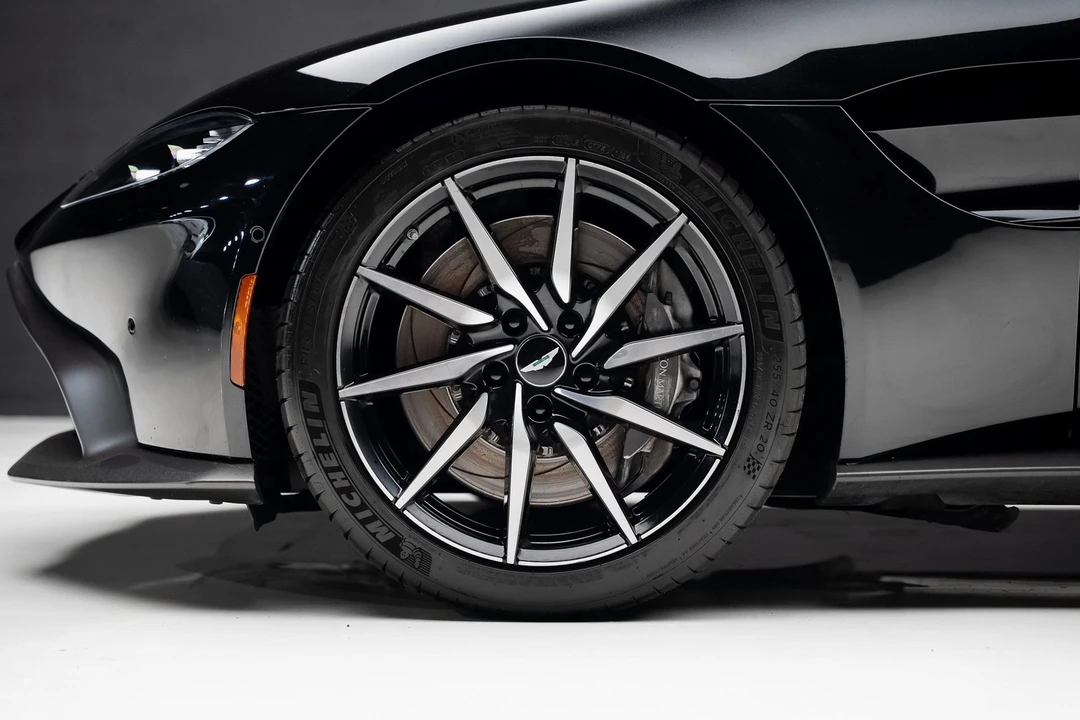 2020 Aston Martin V8 Vantage (2019+) - Image 18 of 21