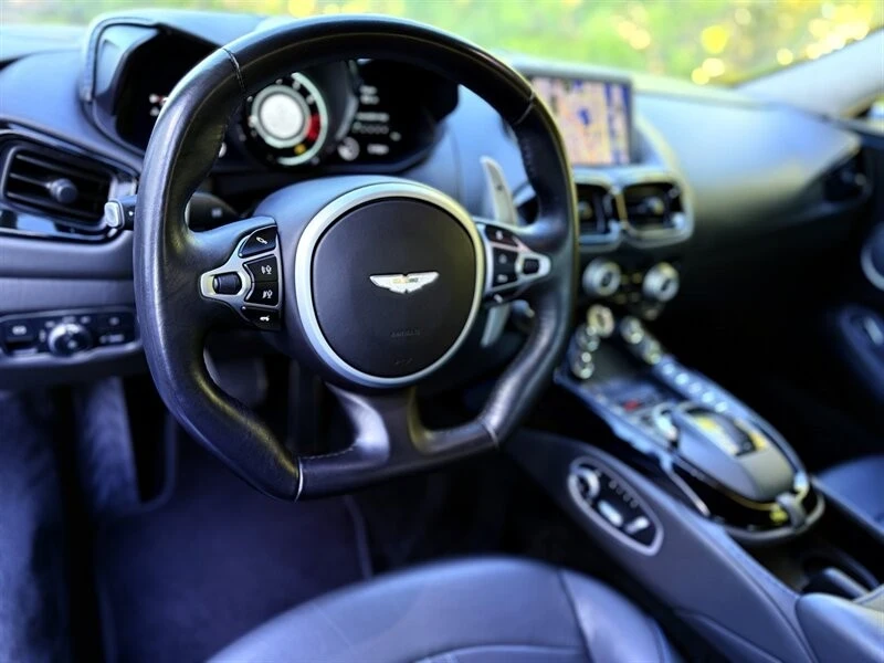 2020 Aston Martin V8 Vantage (2019+) - Image 10 of 21