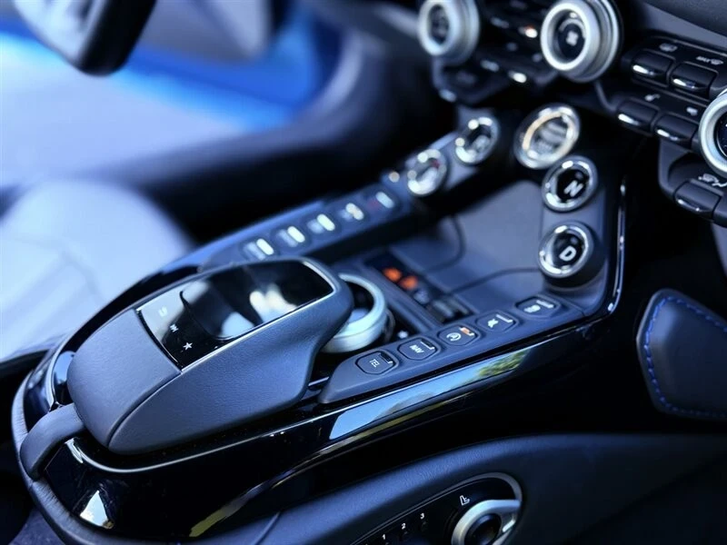 2020 Aston Martin V8 Vantage (2019+) - Image 16 of 21