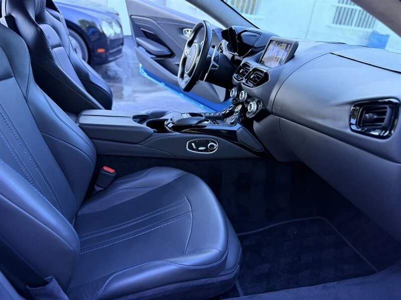 2020 Aston Martin V8 Vantage (2019+) - Image 19 of 21