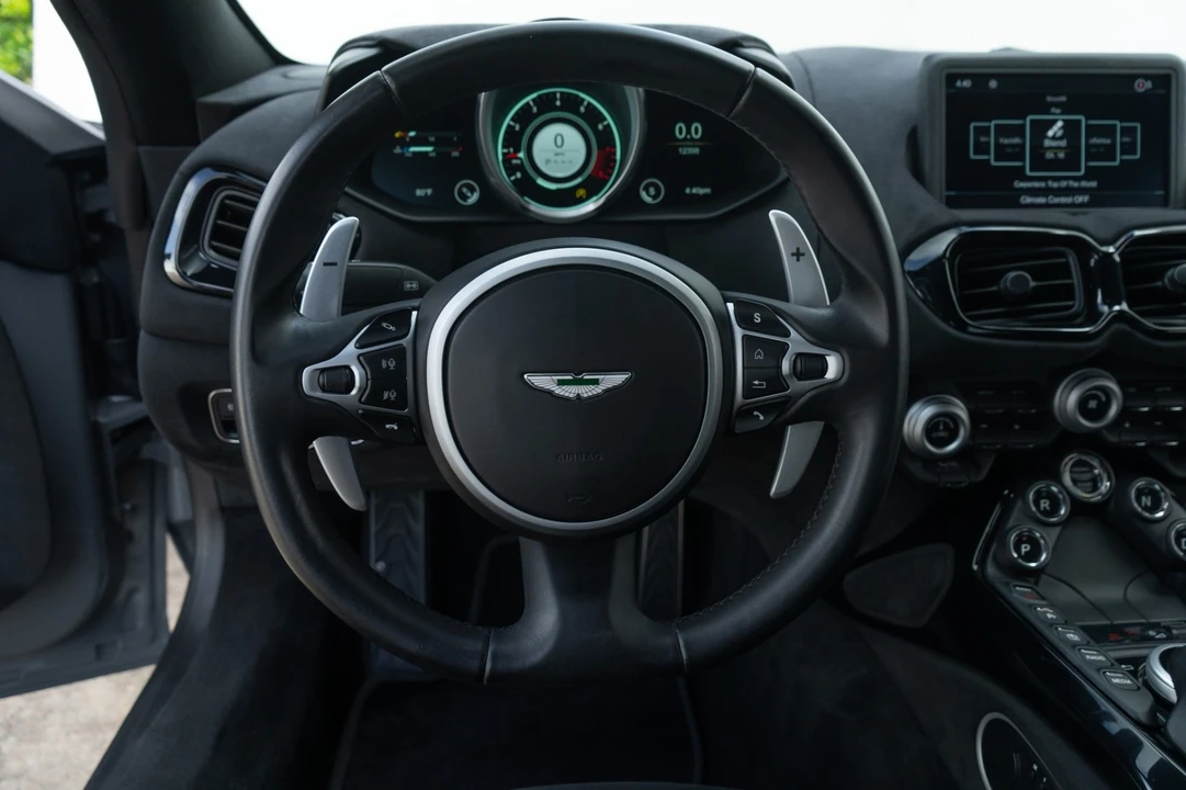 2020 Aston Martin V8 Vantage (2019+) - Image 11 of 31