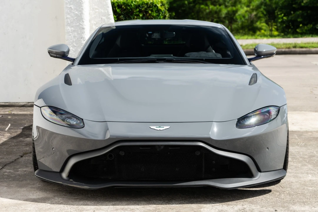 2020 Aston Martin V8 Vantage (2019+) - Image 14 of 31