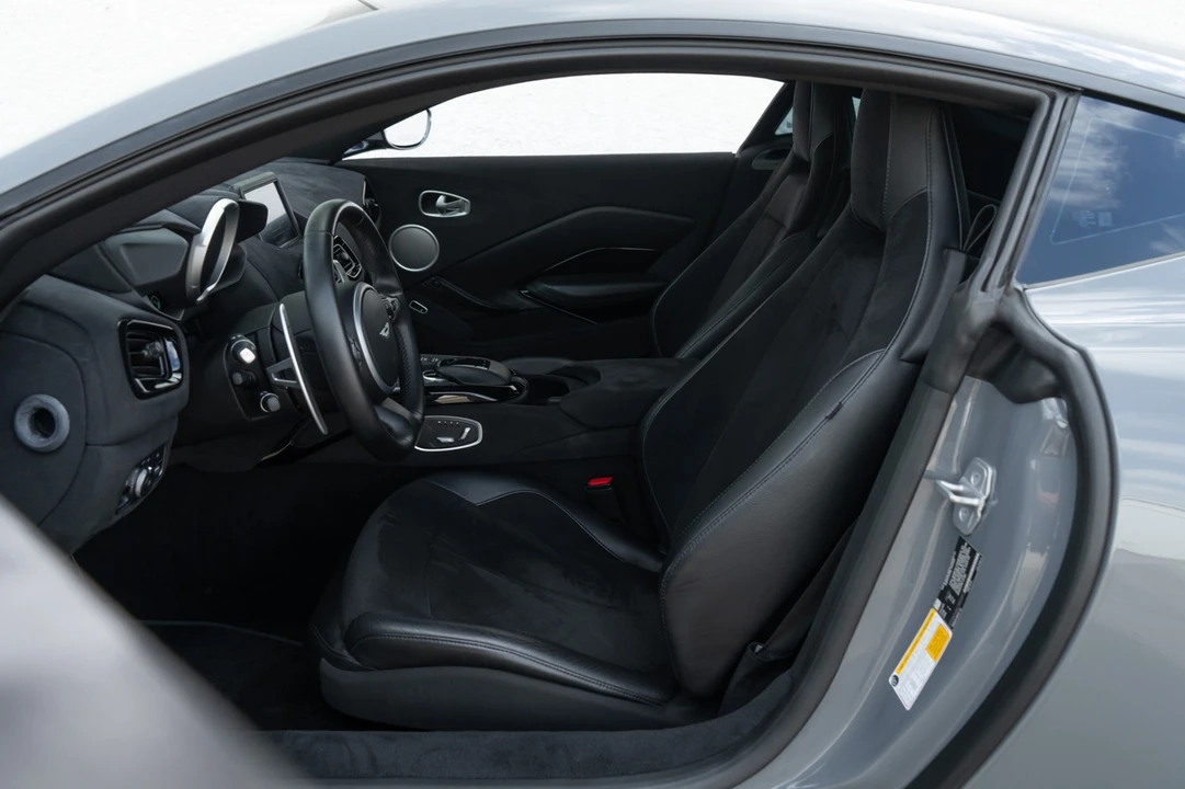 2020 Aston Martin V8 Vantage (2019+) - Image 6 of 31